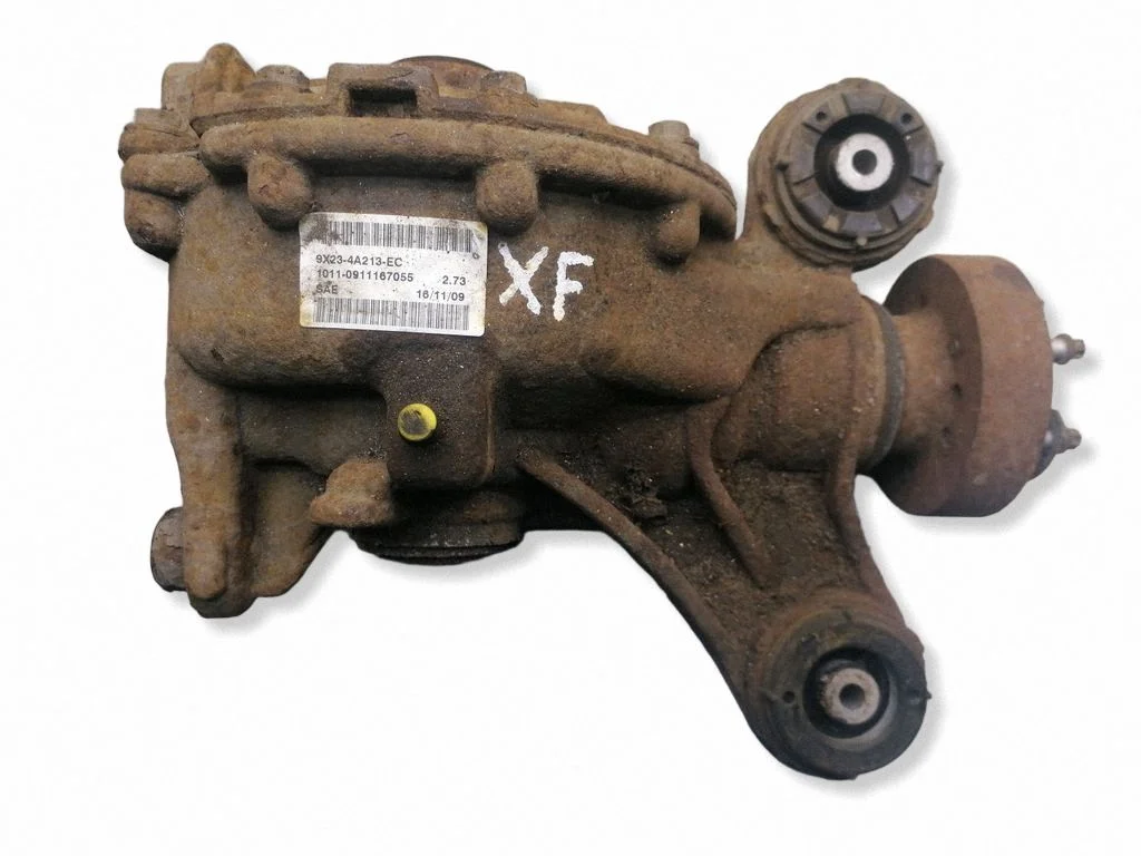 Rear differential 9X234A213EC