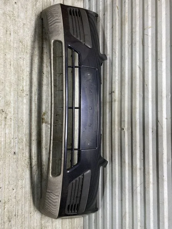 Front bumper FD0422001
