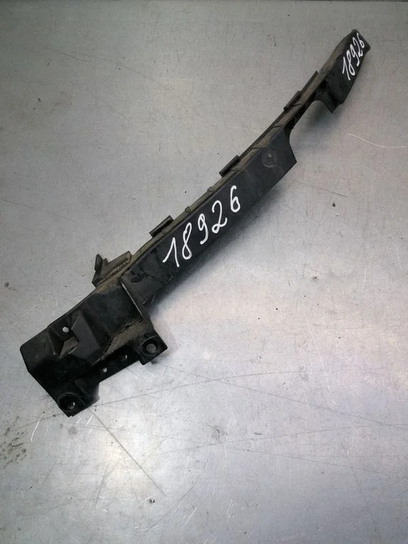 Front bumper mounting bracket – Opel Insignia A (2008-2017)