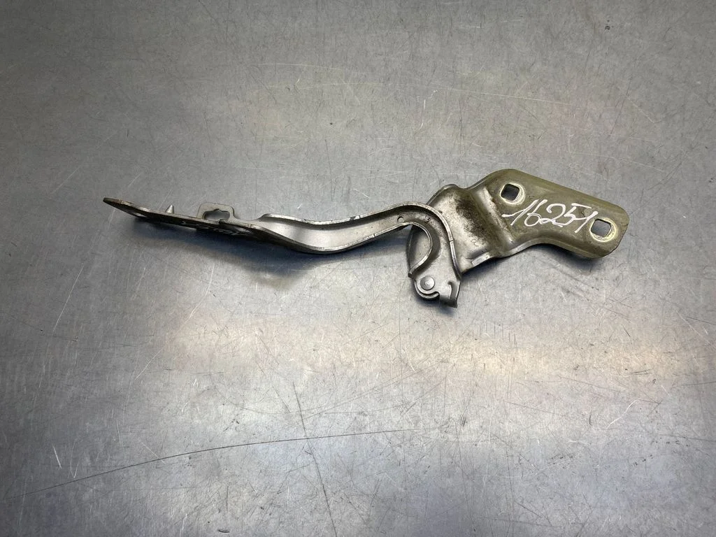 Mootorikapoti hinged – Renault Clio III (2005-2012)