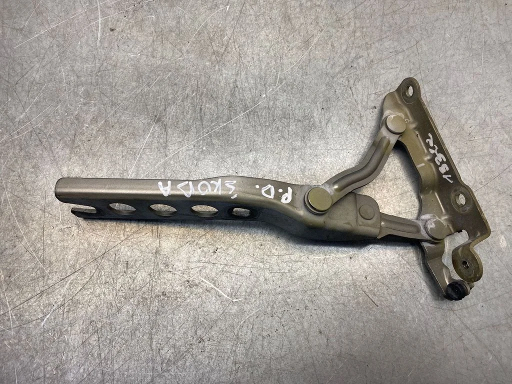 Engine bonnet/hood hinges 1Z00233020