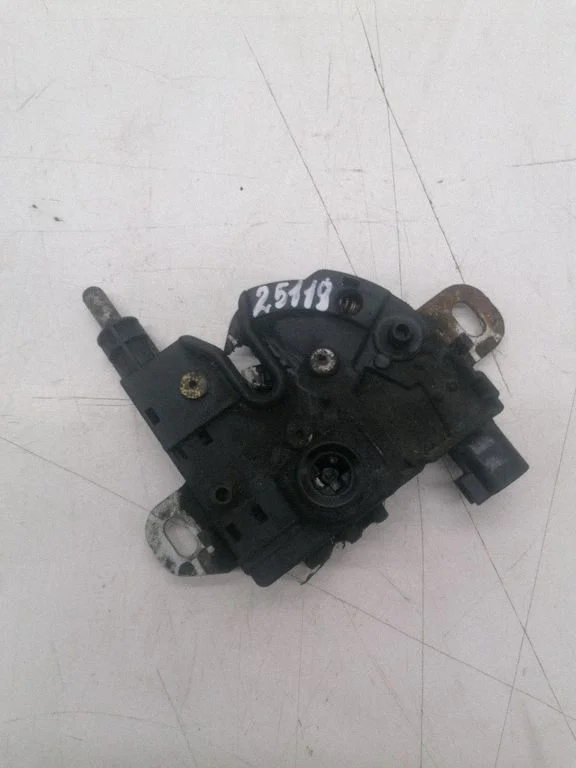 Engine bonnet/hood lock/catch 3M5115700