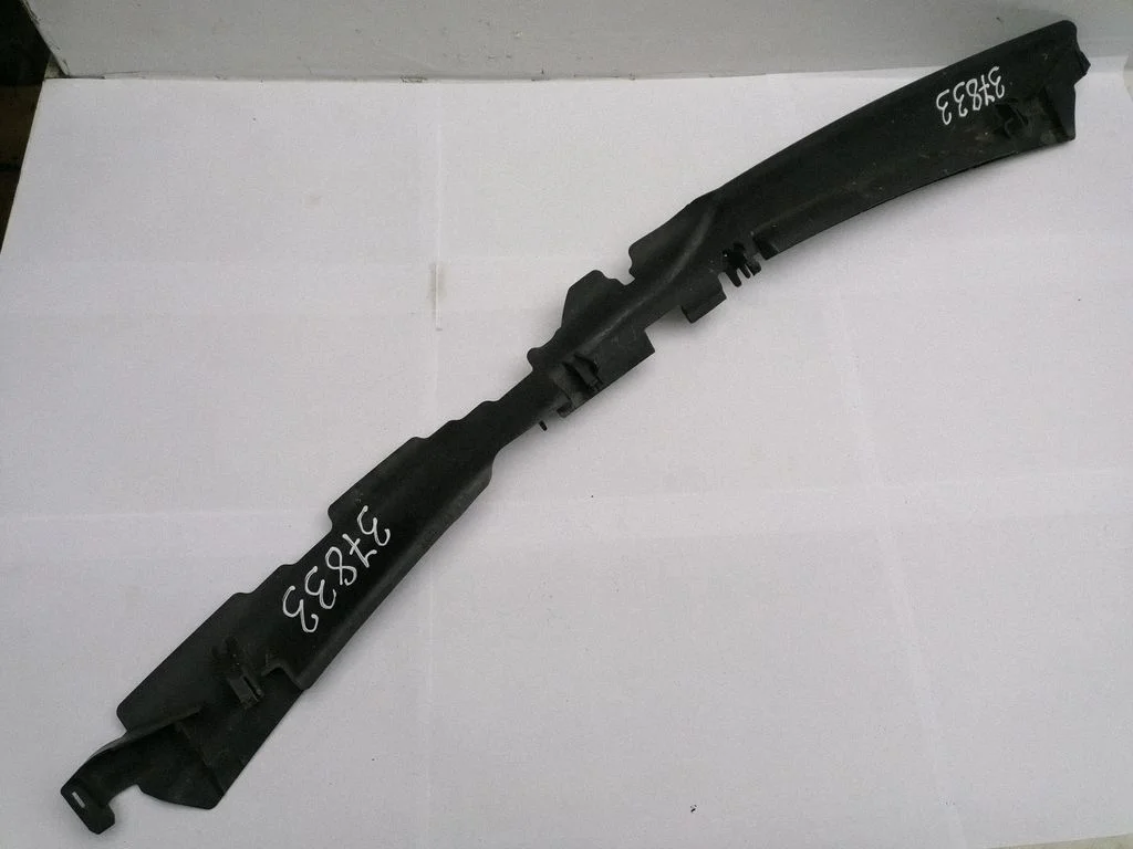 Wiper trim 3C0121330
