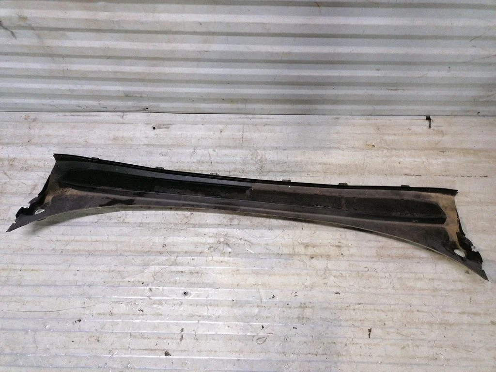 Wiper trim 6M21U02216AD