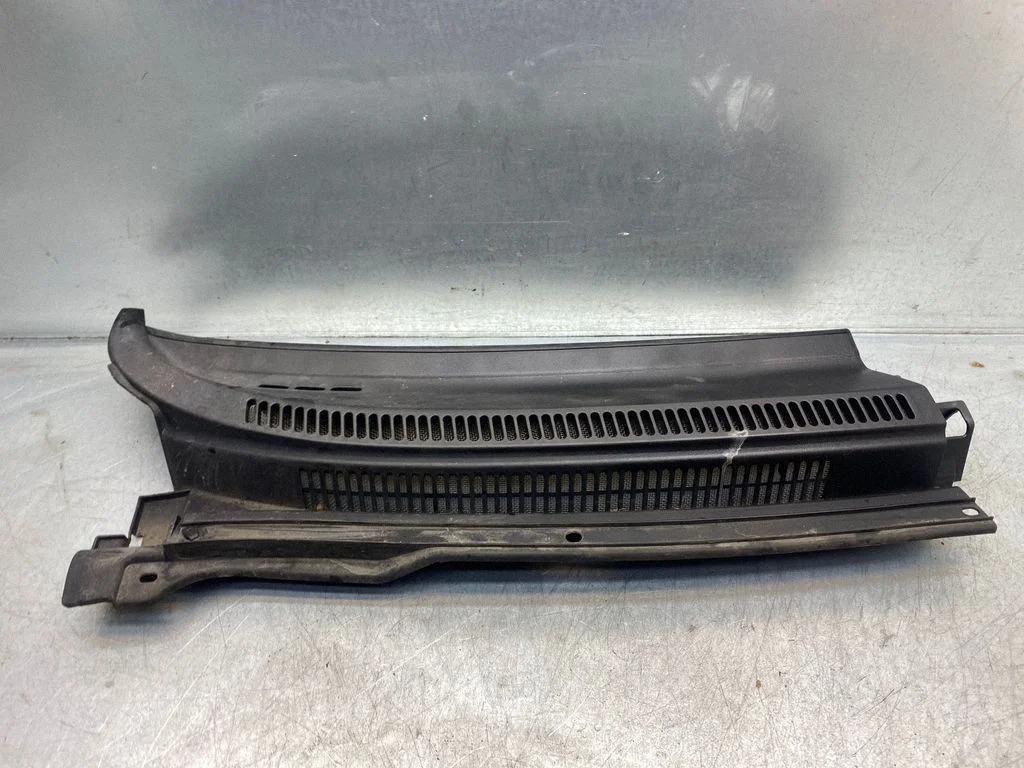 Wiper trim 557813040