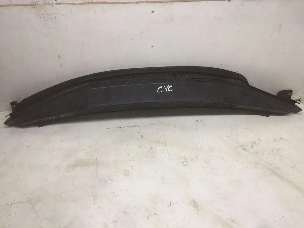 Wiper trim