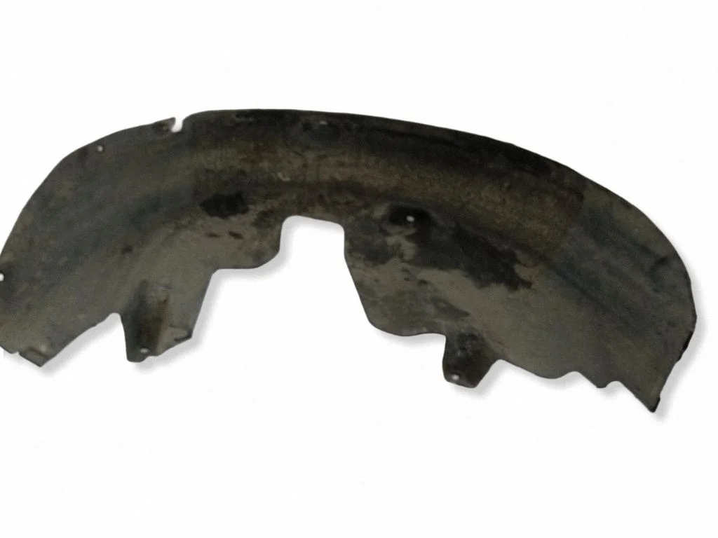 Front wheel arch liner splash guards