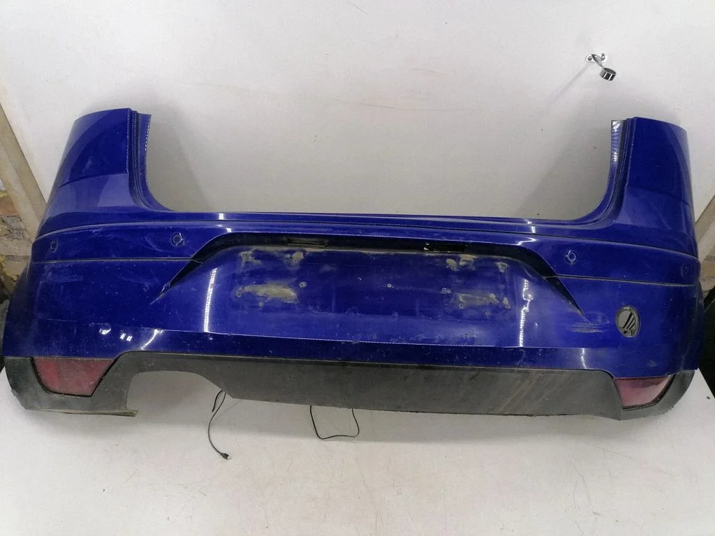 Rear bumper 5P0807421B