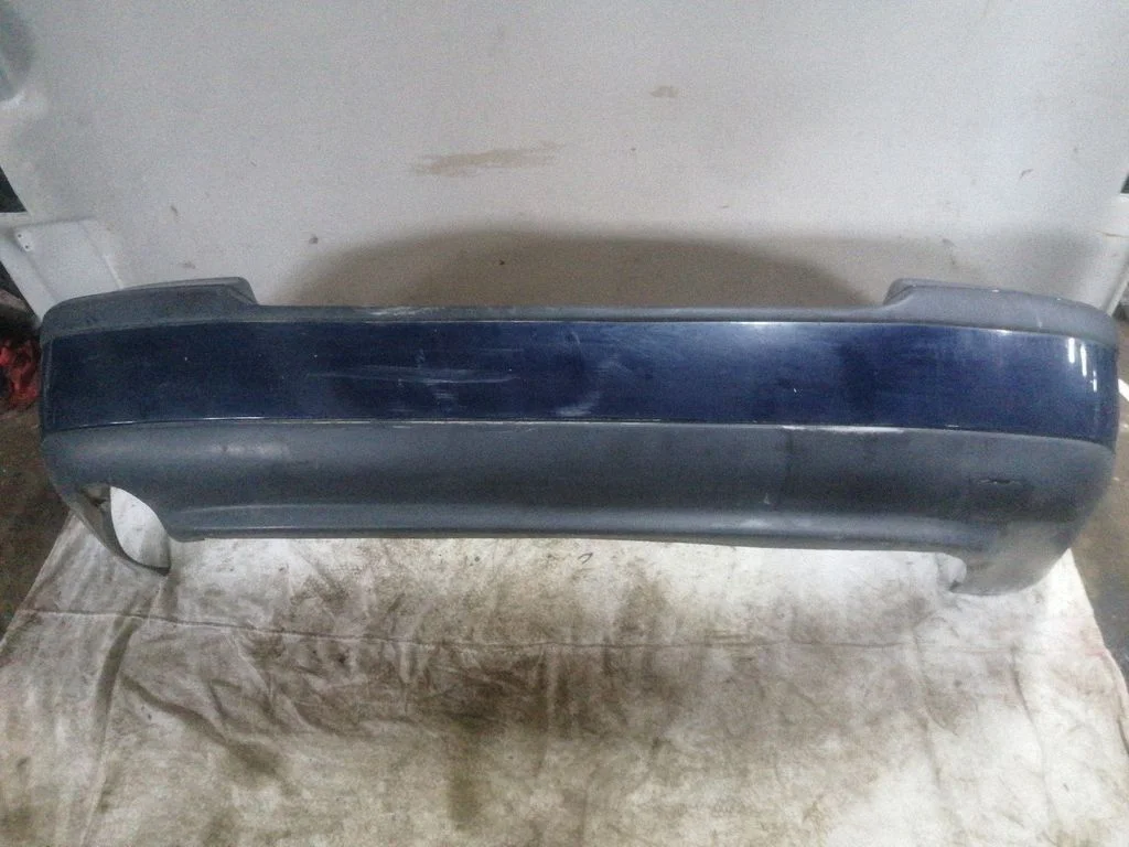 Rear bumper 9484004