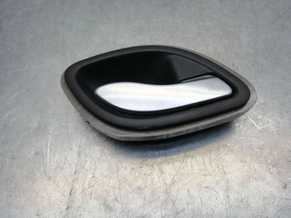 Front door interior handle 8200000724