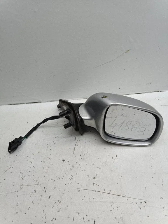 Front door electric wing mirror – right