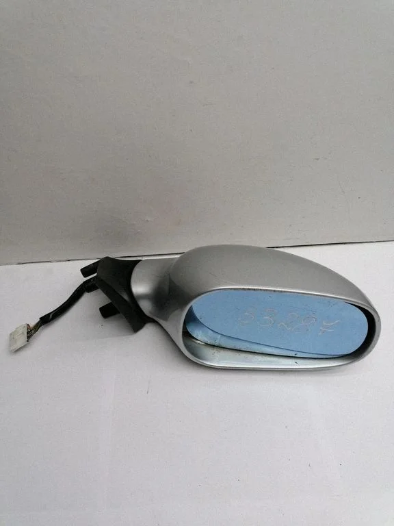 Front door electric wing mirror E30156499