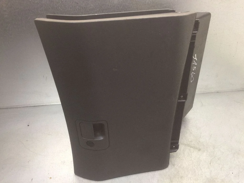 Glove box
