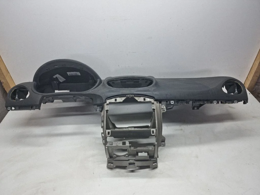 Dashboard 8200407589