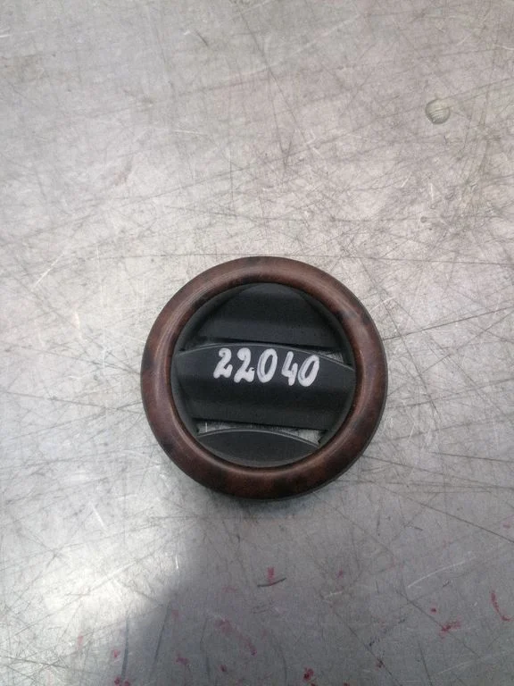 Lango oro grotelės