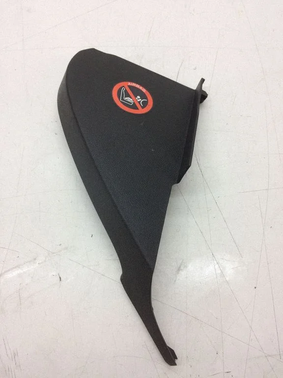 Dashboard side end trim 4M5XA04096AAW