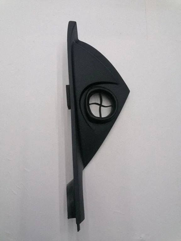 Dashboard side end trim 30672382