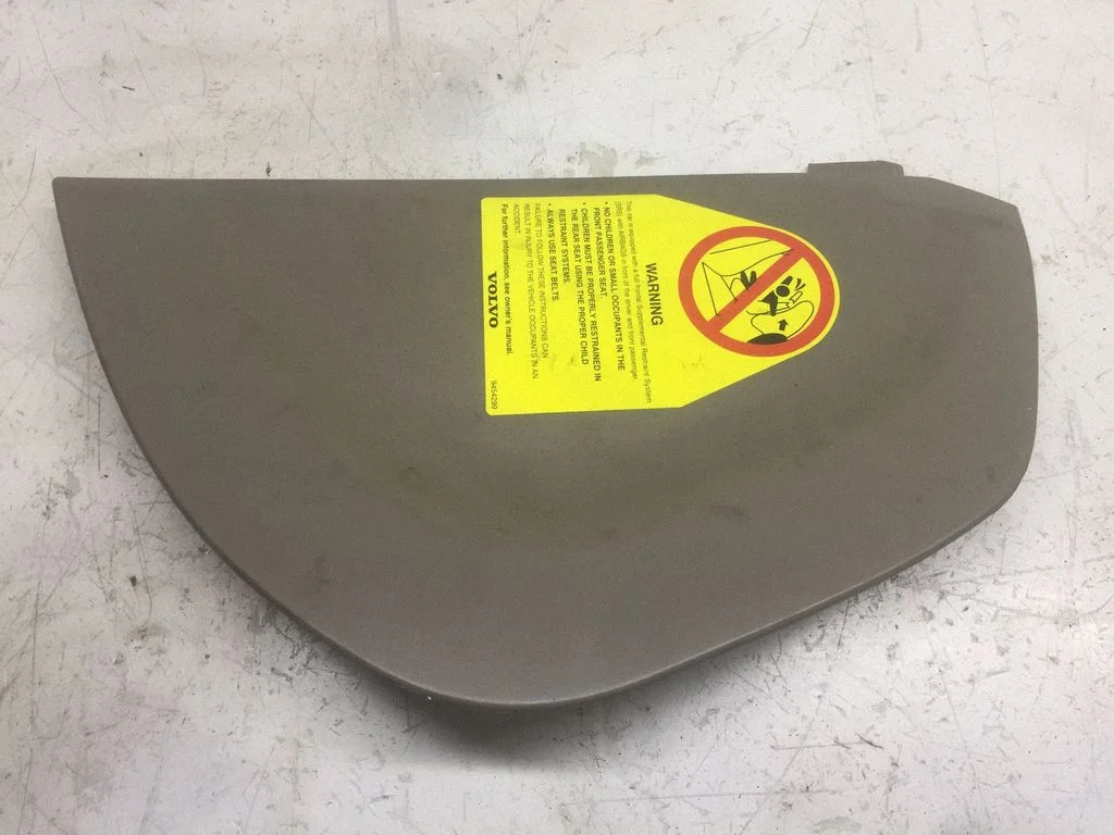 Dashboard side end trim 09164898