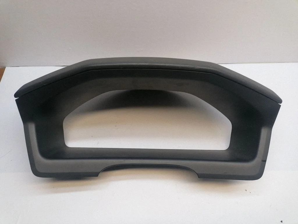 Dashboard trim 9177705