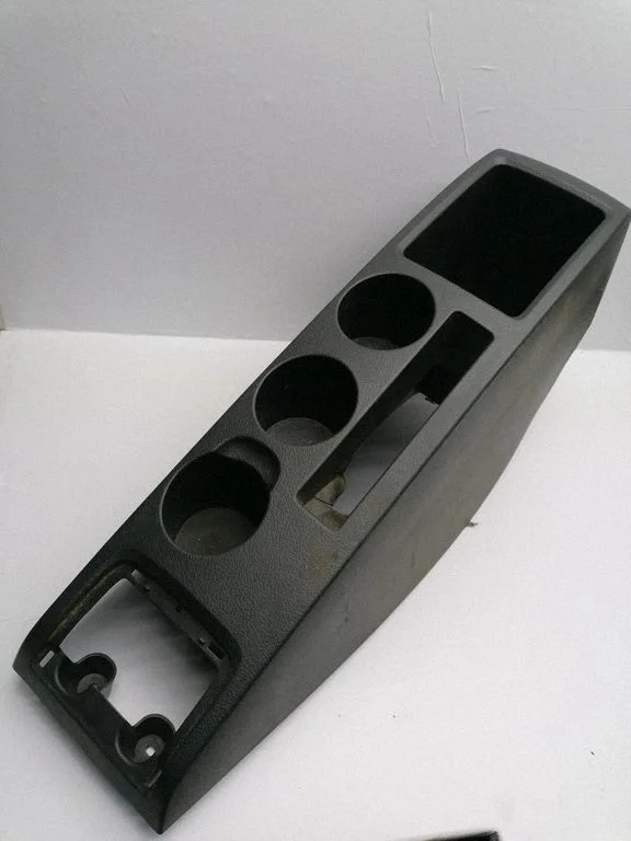 Keskkonsool 589110F010
