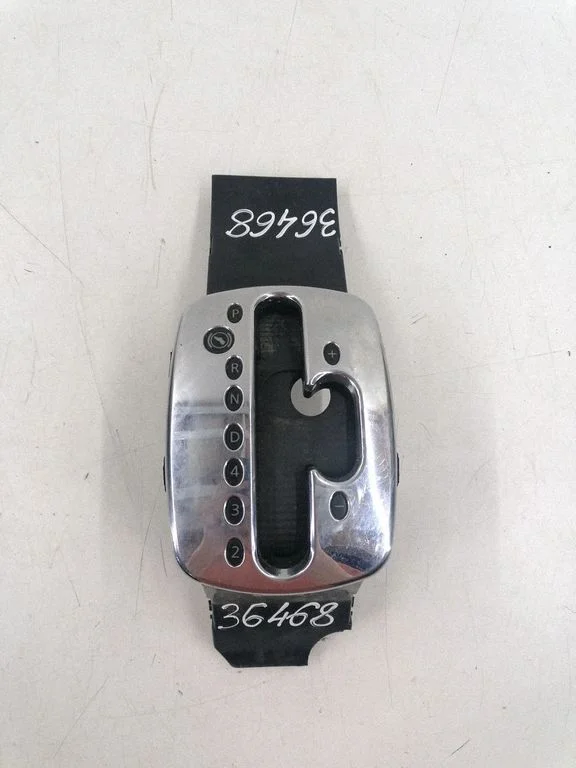 Gear shifter surround trim plastic 3U0713111