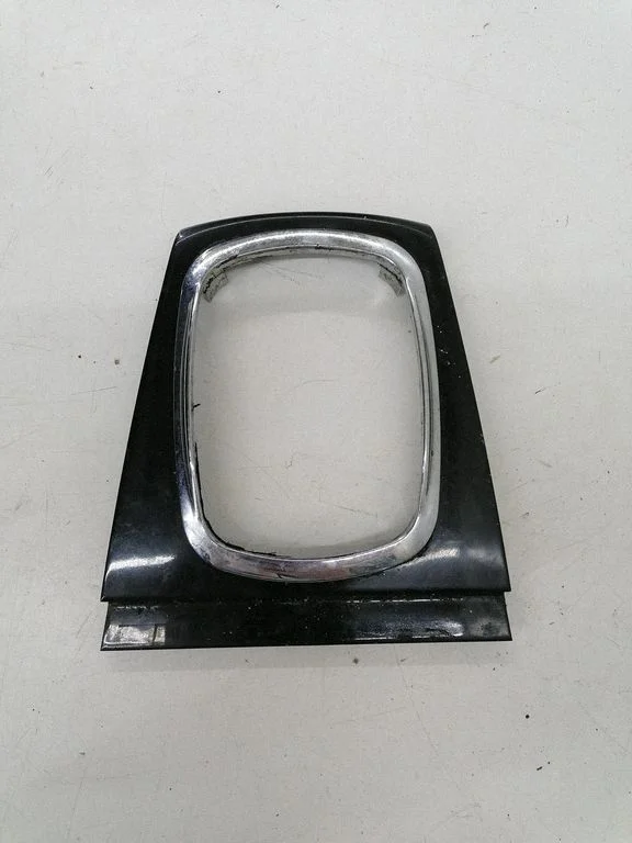 Gear shifter surround trim plastic 3U1863216B