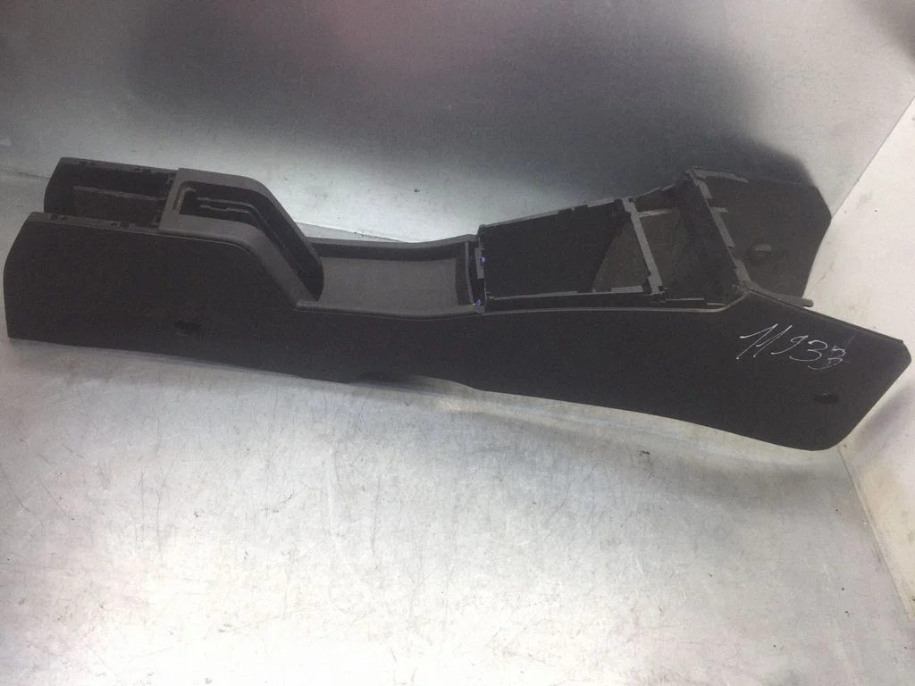 Keskkonsool – Opel Astra H (2004-2012)