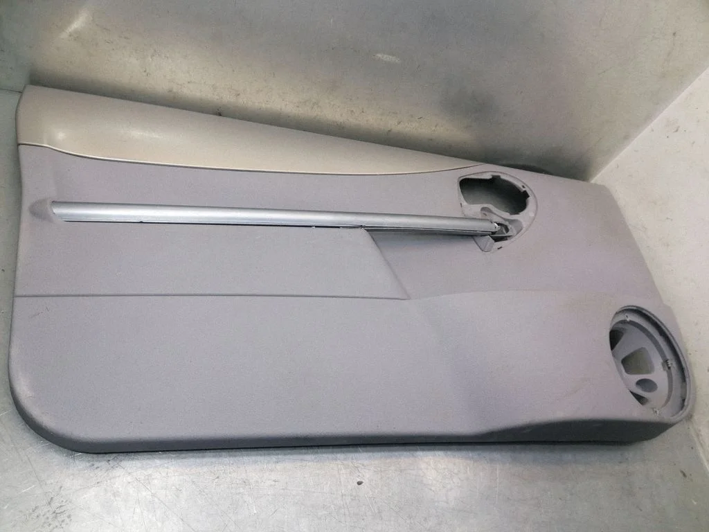 Front door card panel trim 96468547
