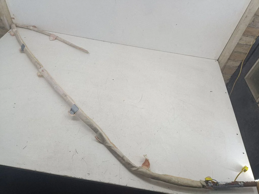 Roof airbag 7L6880741A