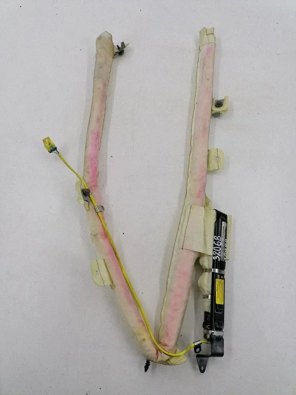 Roof airbag – right