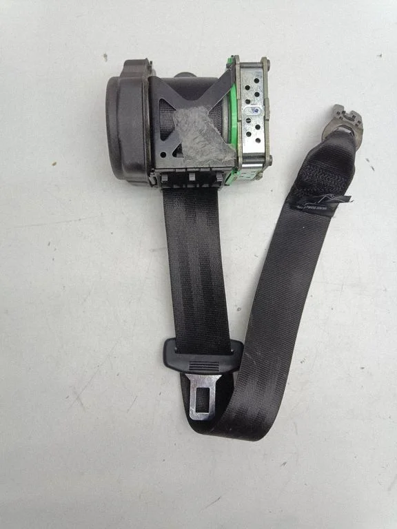 Rear seatbelt 4G8857805C