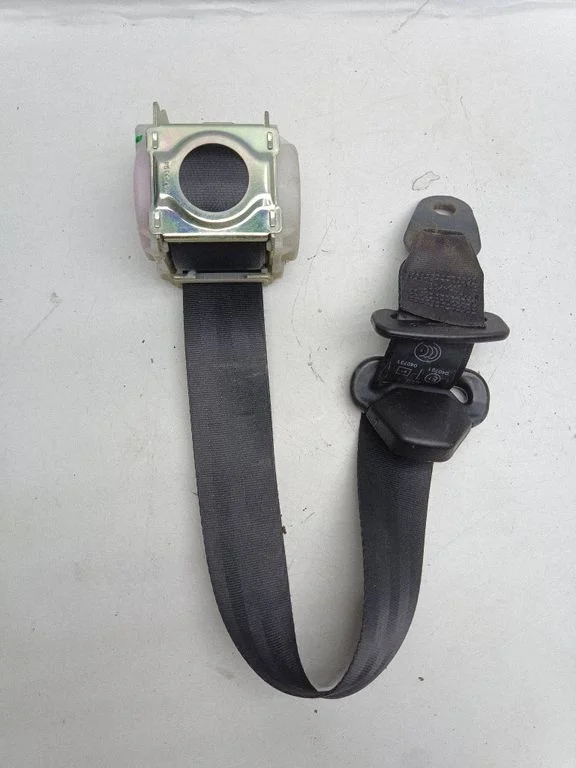 Rear seatbelt 9654437877