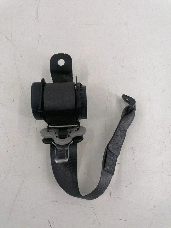 Rear seatbelt 8981201F000