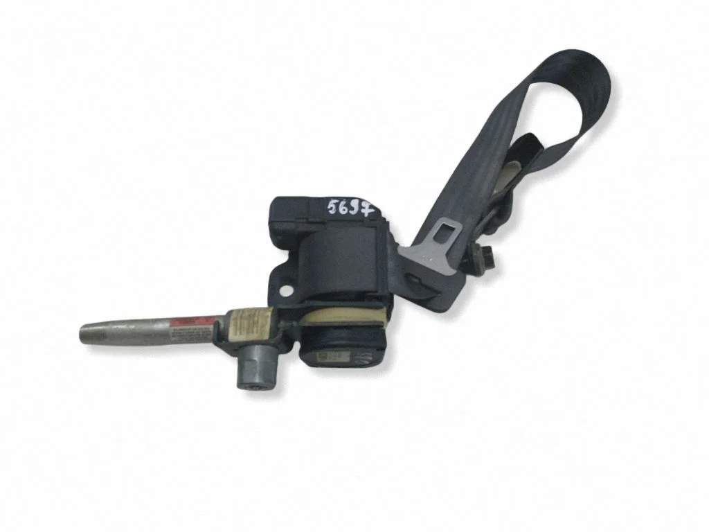 Middle seatbelt (rear) 570521400K