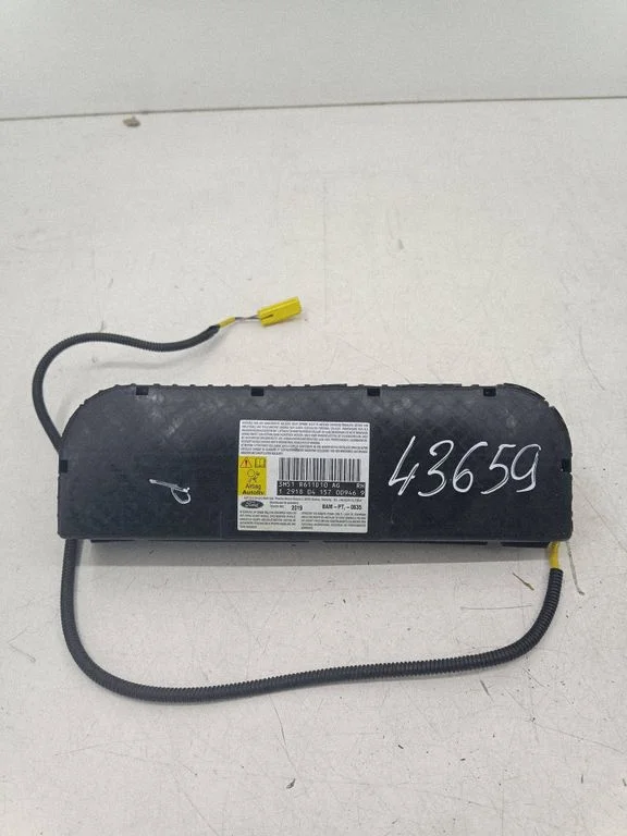 Istme turvapadi 3M51R611D10AG