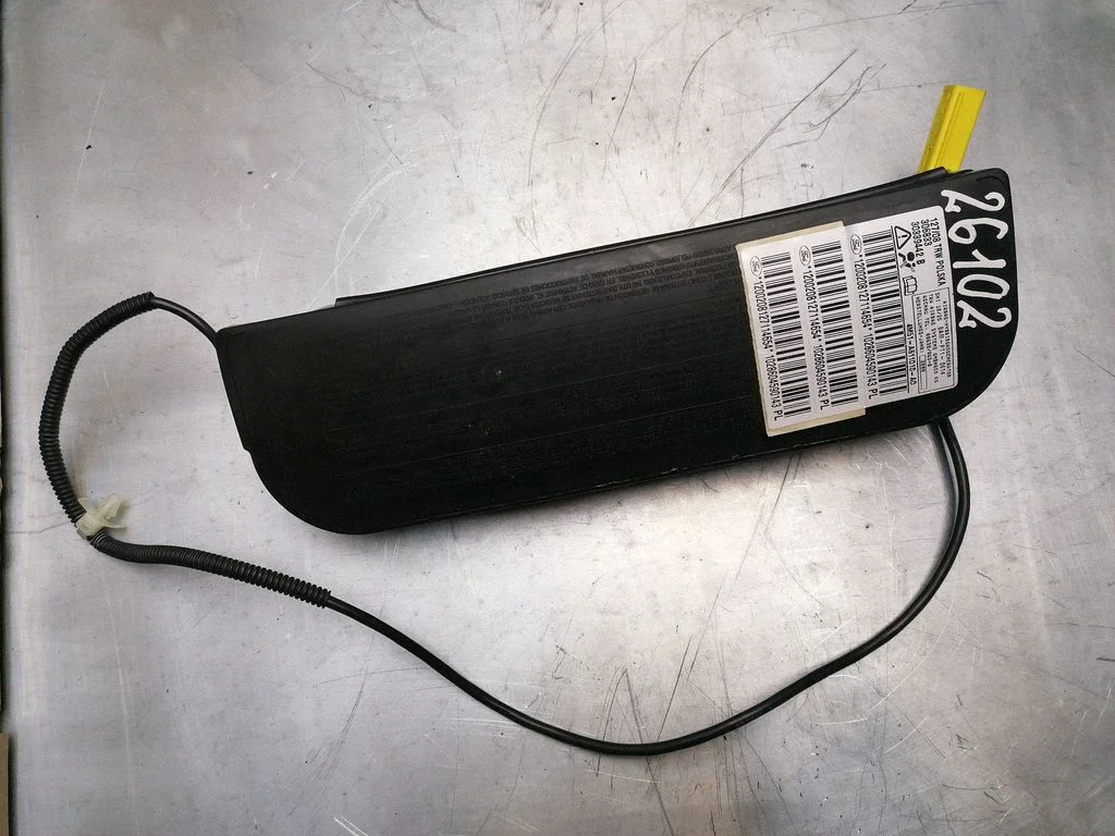 Istme turvapadi 4M51A611D10AD