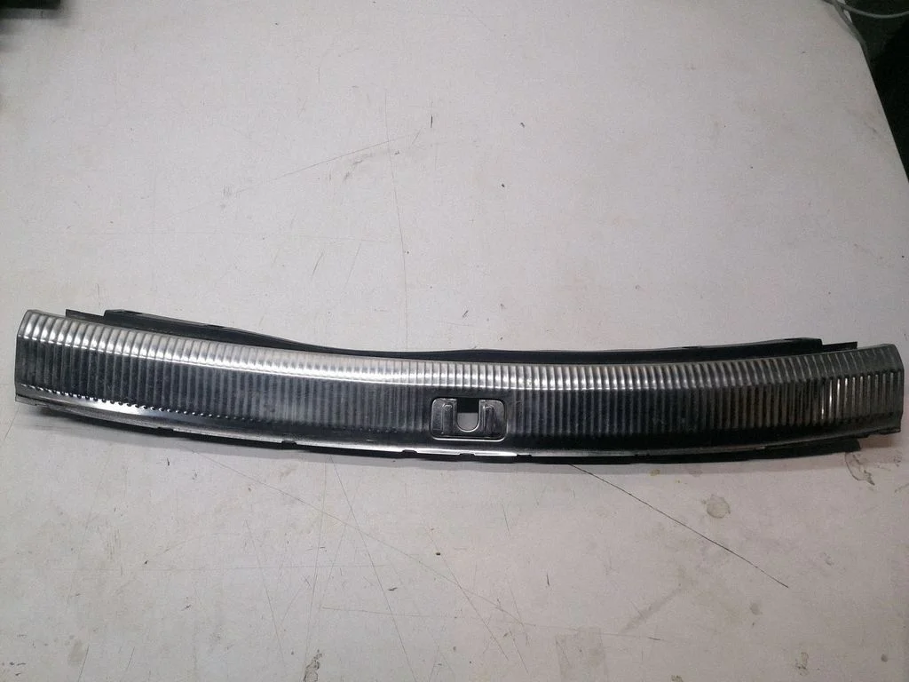 Trunk/boot sill cover protection 4F9864483