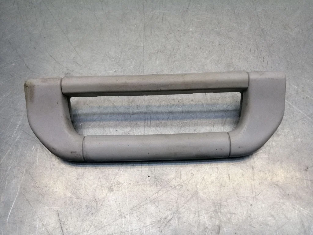 Front interior roof grab handle – BMW 7 Series E65 E66 (2001-2008)