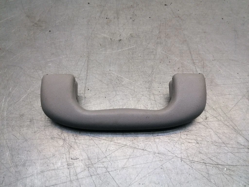 Front interior roof grab handle – Opel Astra H (2004-2012)