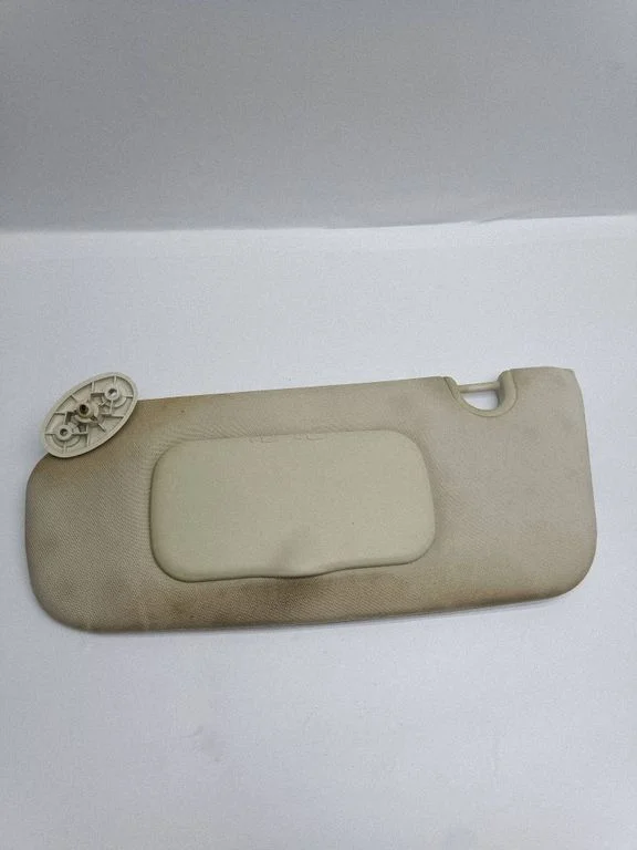 Sun visor – left
