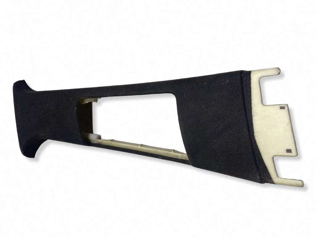 (B) pillar trim (top) 51438203872