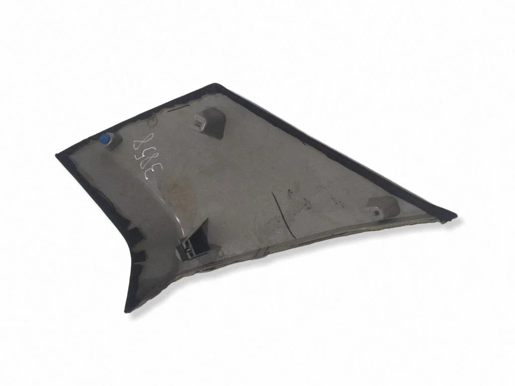 (B) pillar trim (top) 51437141497