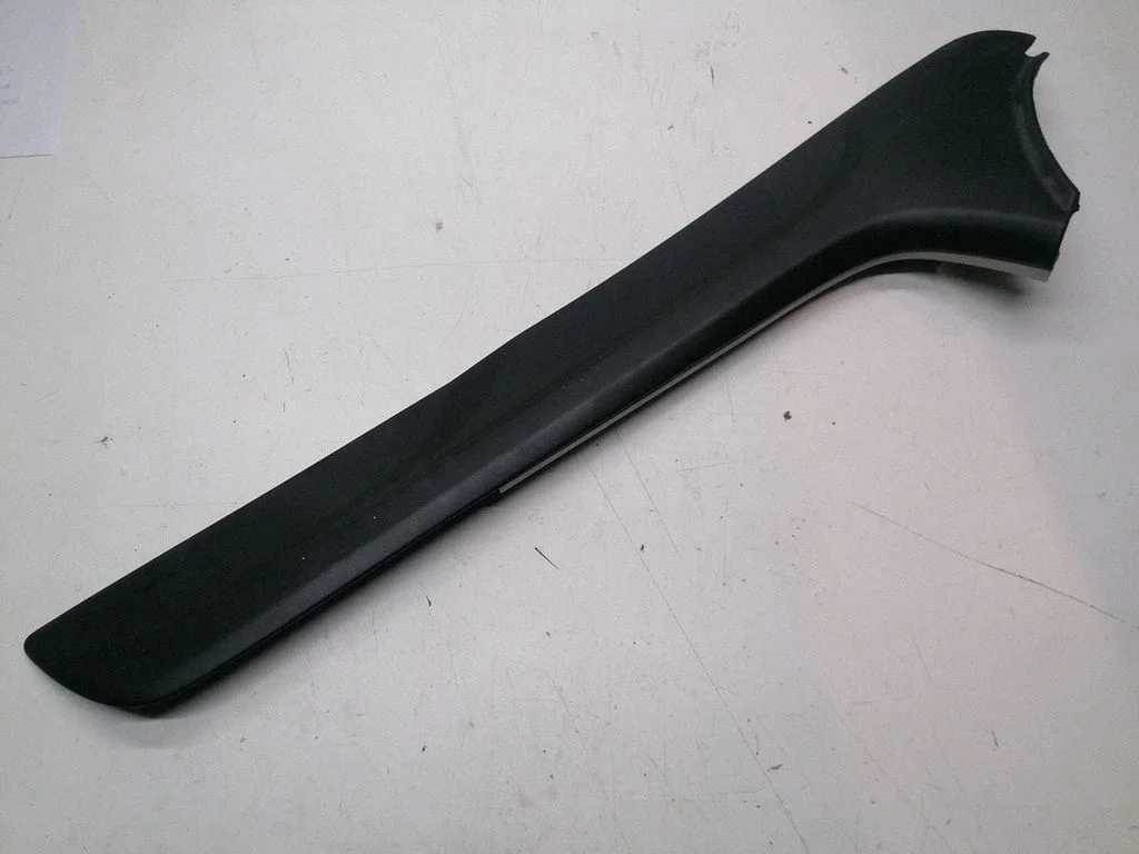 (C) pillar trim 8X23F045D71A