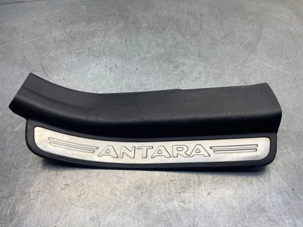 Rear sill trim cover 96630474