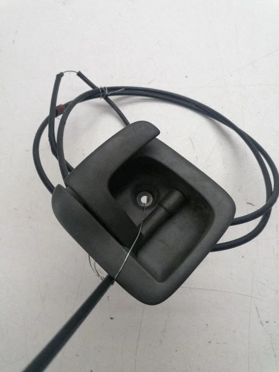 Engine bonnet (hood) release handle 30634786