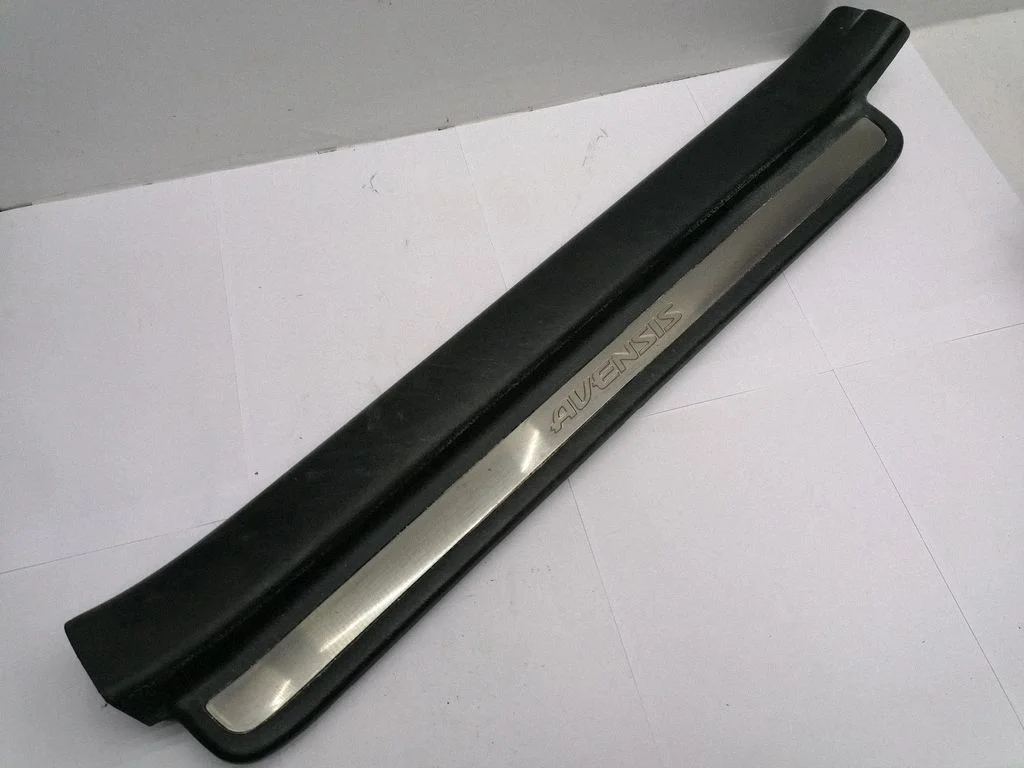 Front sill trim cover 6791405040