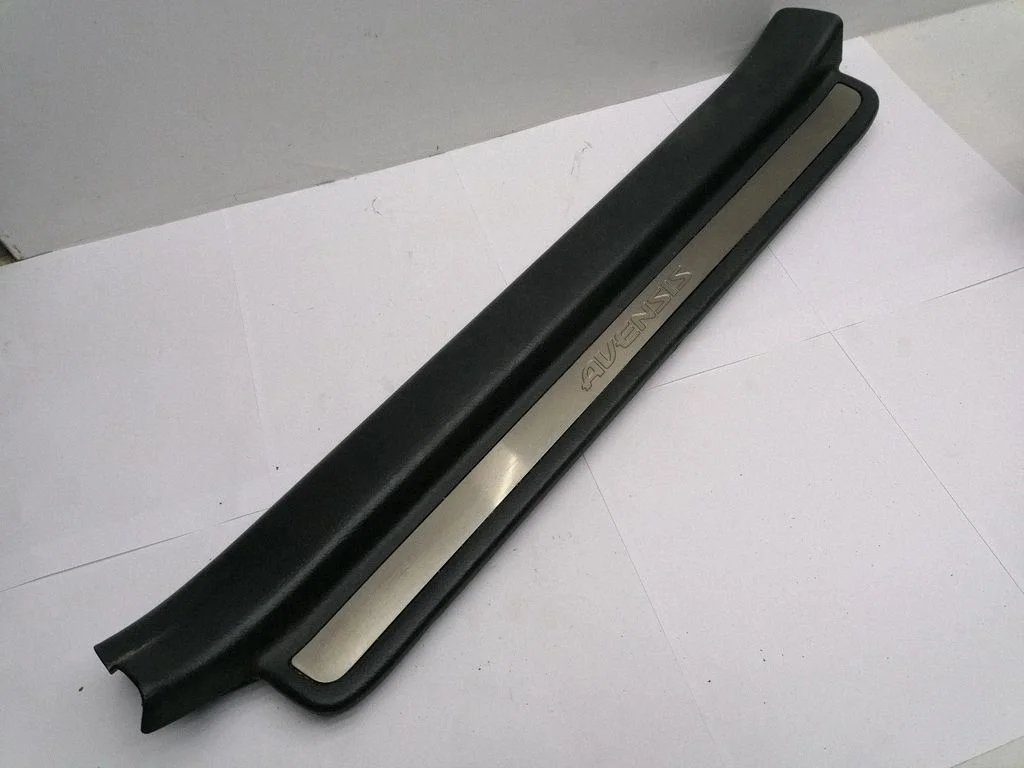 Front sill trim cover 6791305040