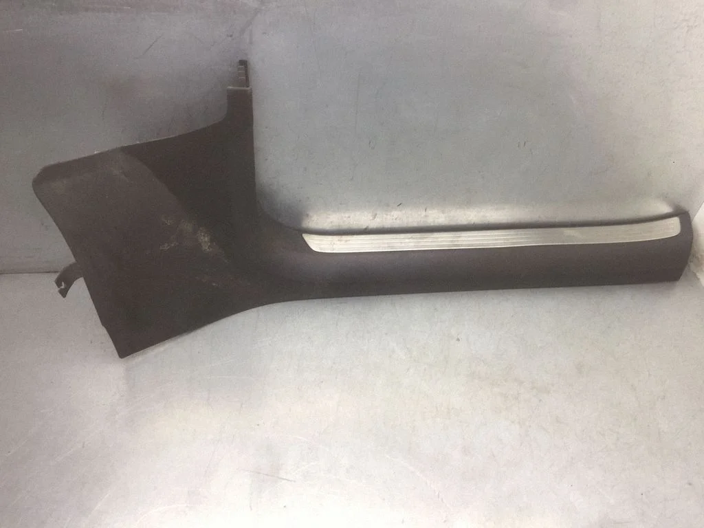 Front sill trim cover 3D1863484