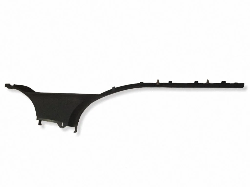 Front sill trim cover 7148526