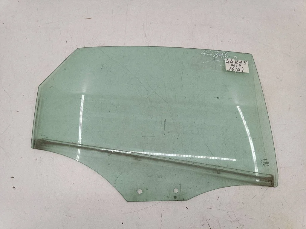 Rear door window glass – right
